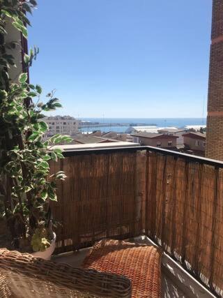 Infostays Maria Zambrano Málaga Dış mekan fotoğraf